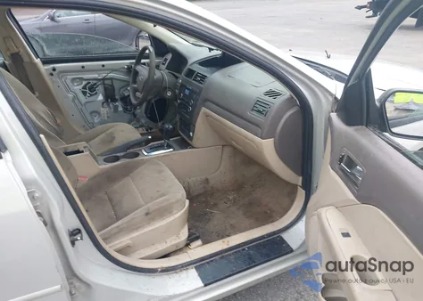 2008 Ford Fusion S из США, поврежденный, VIN 3FAHP06Z08R188542